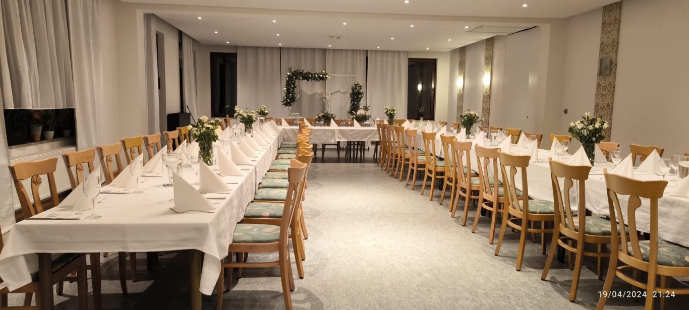 Nebenraum, Restaurant Treffpunkt 1721, Adenauerring 32, 76131 Karlsruhe Nebenraum, Restaurant Treffpunkt 1721, Adenauerring 32, 76131 Karlsruhe